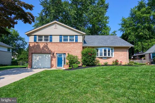 290 Folkstone Way, YORK, PA, 17402-4226 | Card Image