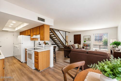 2-744 E North Ln, Phoenix, AZ, 85020-1596 | Card Image