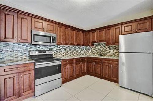 3-4041 Nw 30th Ter, Lauderdale Lakes, FL, 33309-4328 | Card Image