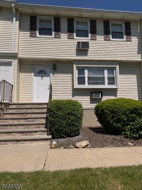 j4-322 Richard Mine Rd, Wharton, NJ, 07885-1811 | Card Image