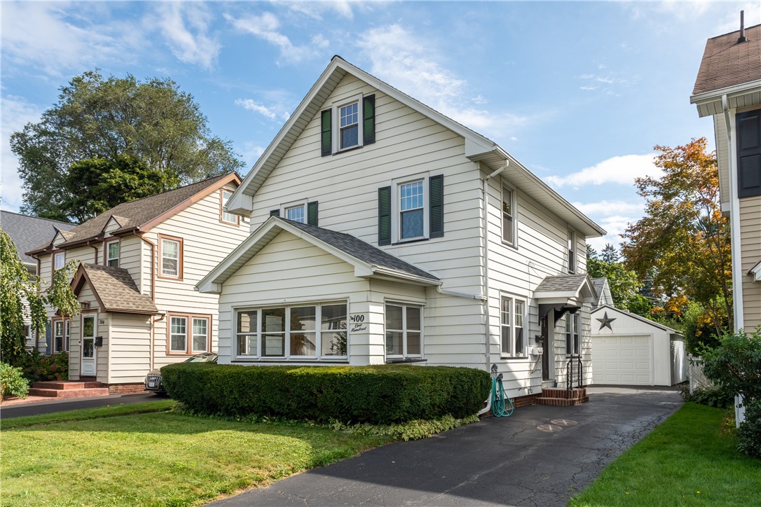 Delray Rd, Rochester, NY 14610