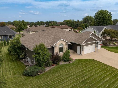1803 16th St Sw, Austin, MN, 55912-1779 | Card Image