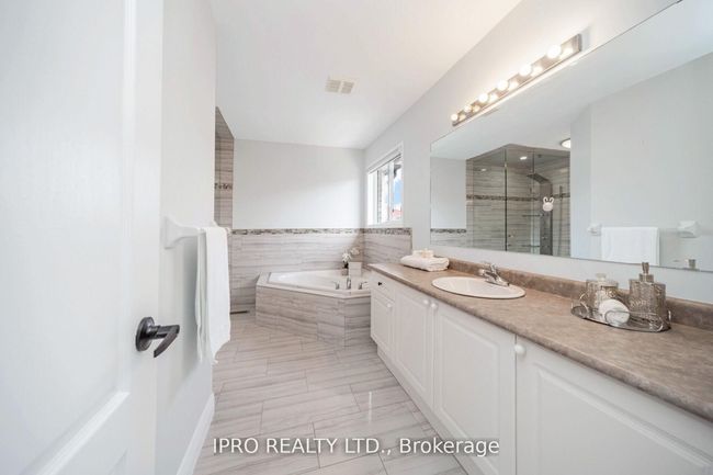 21 Sandway Dr, House other with 7 bedrooms, 5 bathrooms and 4 parking in Brampton ON | Image 30
