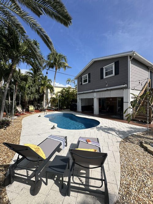 1109 76th Street Ocean, Marathon, FL, 33050-3117 | Card Image