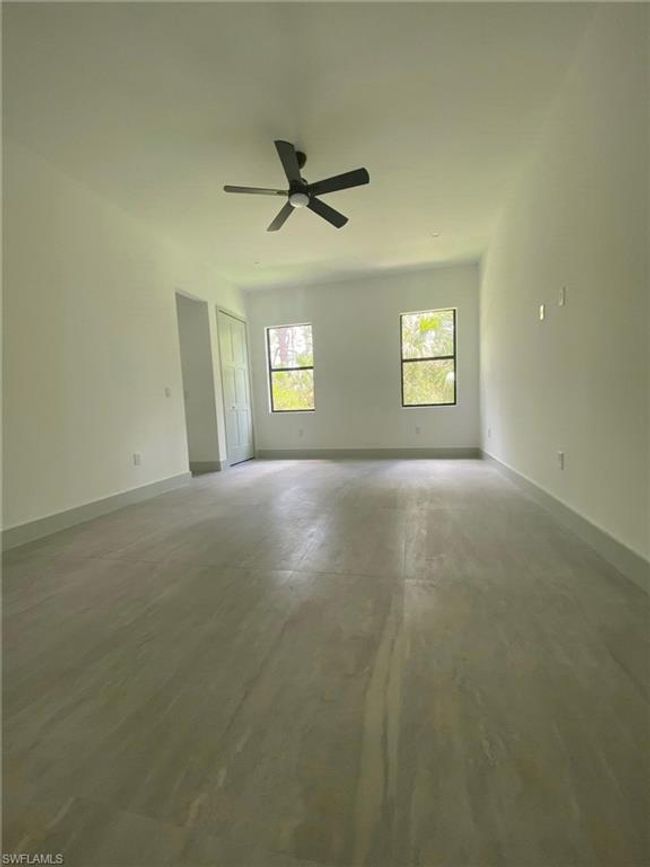 In-Law Apartment Living/Bedroom | Image 10
