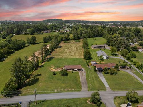 386 b Boggs Rd, London, KY, 40744-7203 | Card Image