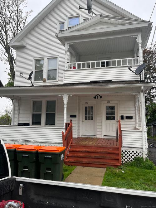 156 Hobart St, Meriden, CT, 06450-4324 | Card Image