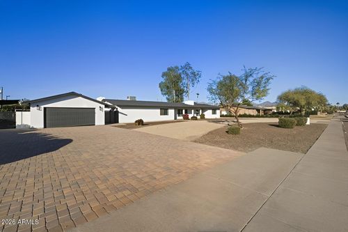 7834 E Sweetwater Ave, Scottsdale, AZ, 85260-4805 | Card Image