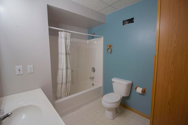 32251 E Red Arrow Hwy, Home with 0 bedrooms, 3 bathrooms and null parking in Paw Paw MI | Image 15