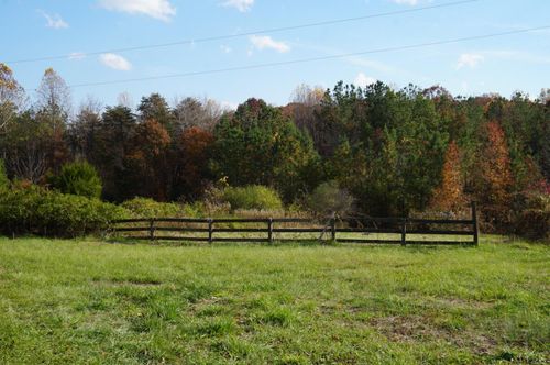 570 Old Well Rd, Phenix, VA, 23959-2801 | Card Image