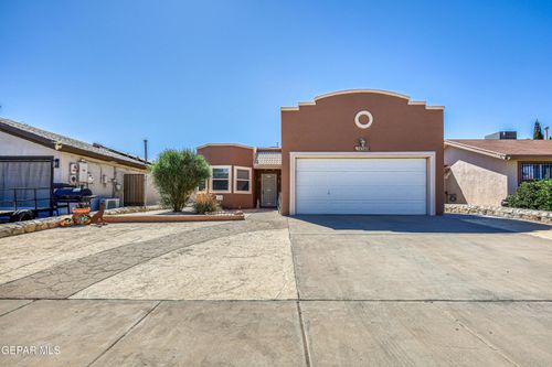 14348 Patriot Point Dr, El Paso, TX, 79938-5381 | Card Image