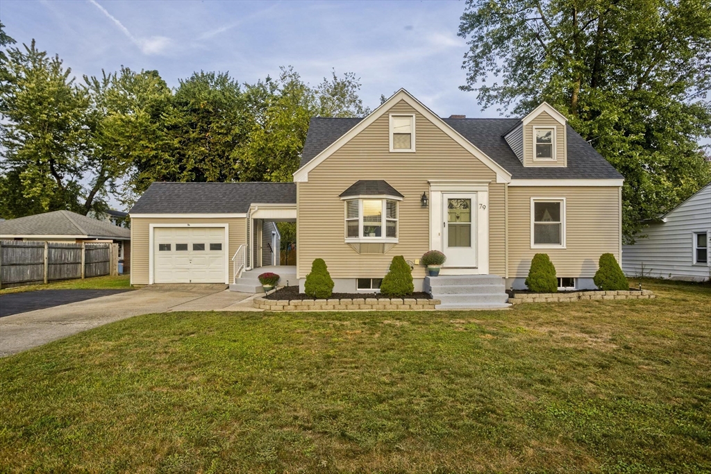 Norris St, Feeding Hills, MA 01030