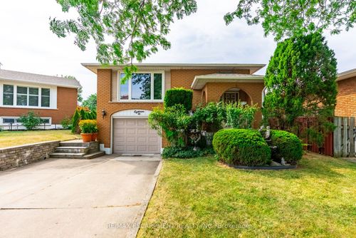 18 Renner Crt, Hamilton, ON, L8K6J4 | Card Image