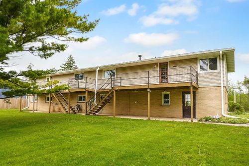 W383 Madison Ave, Ixonia, WI, 53036 | Card Image