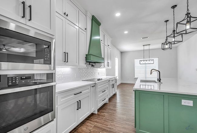 2200 S County Road 1059, House other with 4 bedrooms, 3 bathrooms and 2 parking in Midland TX | Image 25