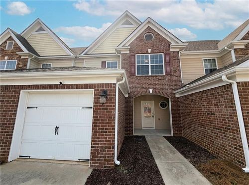 474 Village Way, Loganville, GA, 30052-6916 | Card Image