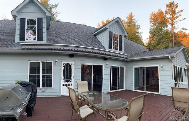 Back deck on main level | Image 37