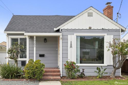 10205 Longfellow Ave, Oakland, CA, 94603-3441 | Card Image