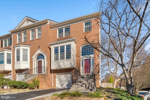 2071 Van Tuyl Pl, FALLS CHURCH, VA, 22043-1763 | Card Image