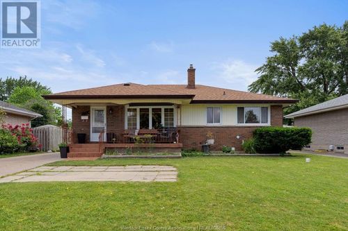 1178 Jefferson Blvd, Windsor, ON, N8S2R4 | Card Image