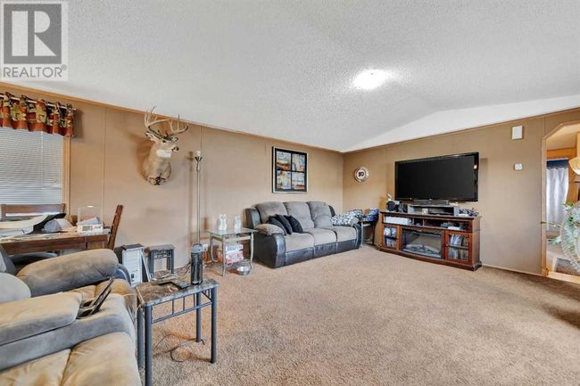 3313 43 Ave, House other with 3 bedrooms, 2 bathrooms and 2 parking in Lloydminster SK | Image 7