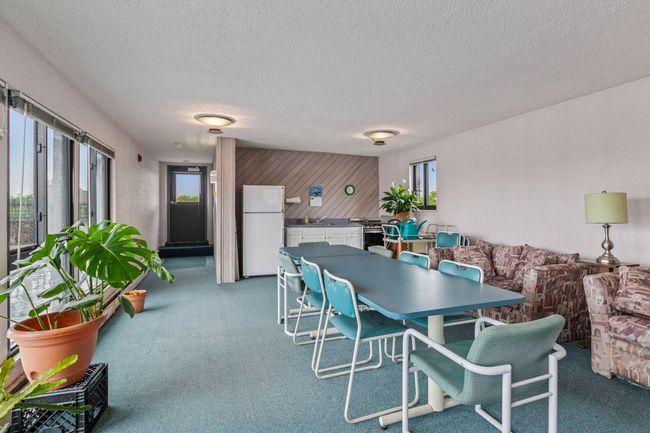 Party Room | Image 27
