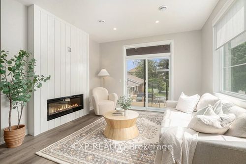 6-405 Wellington St E, Mount Forest, ON, N0G2L2 | Card Image