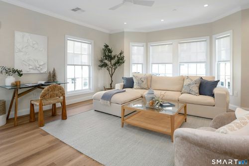 211-340 Heights Rd, Darien, CT, 06820-4155 | Card Image