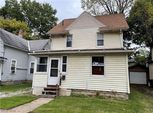 923 Bloomfield Avenue, Akron, OH, 44302 | Card Image