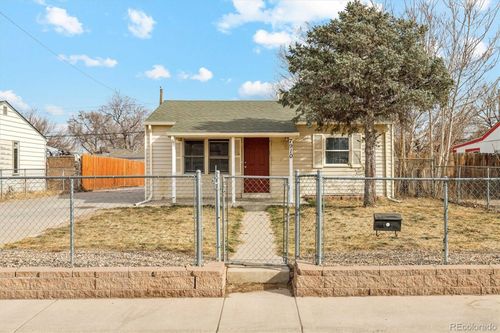 7910 Olive St, Commerce City, CO, 80022-1138 | Card Image