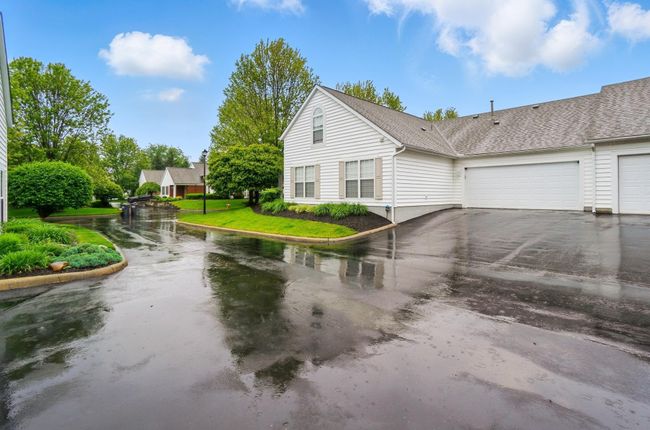 1131 Overlook Ct, Condo with 3 bedrooms, 3 bathrooms and null parking in Pickerington OH | Image 40