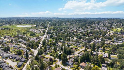 4155 North Rd, Victoria, BC, V8Z5H9 | Card Image