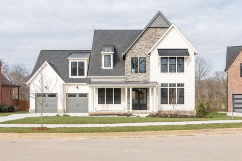 4031 Natures Landing Dr, Franklin, TN, 37064-1803 | Card Image