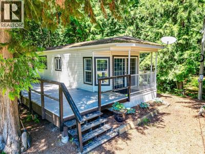 4107 Santa Rd, House other with 2 bedrooms, 1 bathrooms and 6 parking in Scotch Creek BC | Image 1