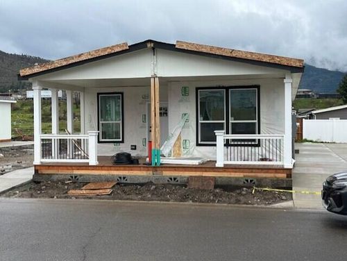 121-333 Mountain View Dr, Talent, OR, 97540-9310 | Card Image