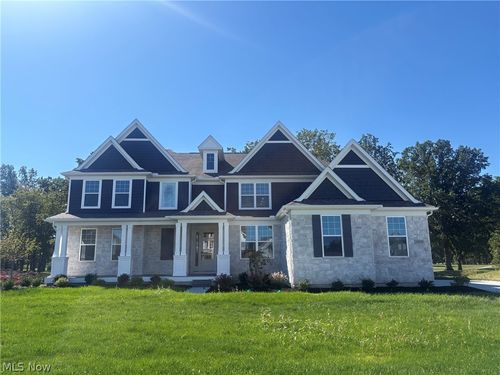 32625 Royal Troon Dr, Avon Lake, OH, 44012-3347 | Card Image