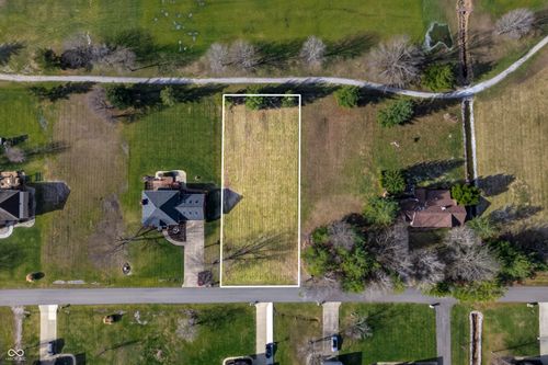 2810 Sunderland Dr, Martinsville, IN, 46151-7544 | Card Image