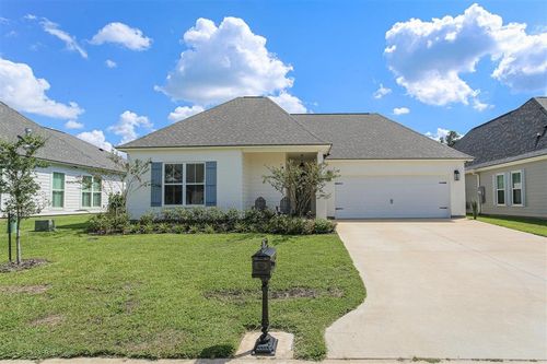 2305 Camellia Nicole Dr, Lake Charles, LA, 70605-3159 | Card Image