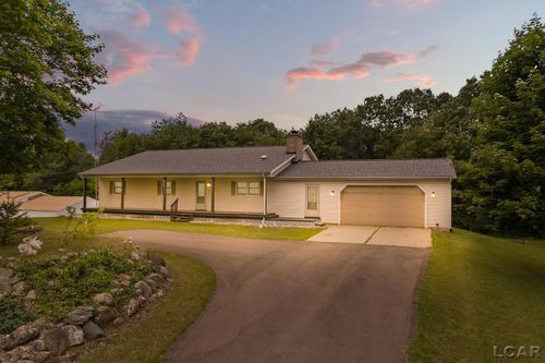 2010 Kane Rd, Stockbridge, MI, 49285-9760 | Card Image
