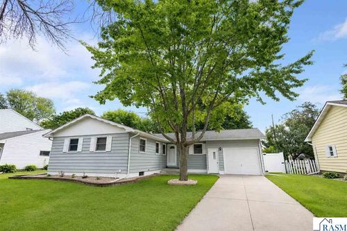 129 Marabou Drive, Mankato, MN, 56001 | Card Image