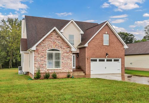 1042 Taits Station Dr, Clarksville, TN, 37040-6118 | Card Image