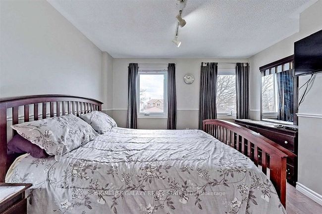 1647 Middleton St, House other with 5 bedrooms, 4 bathrooms and 2 parking in Pickering ON | Image 29