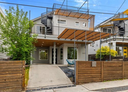 2602 E 13th St, Austin, TX, 78702-1812 | Card Image