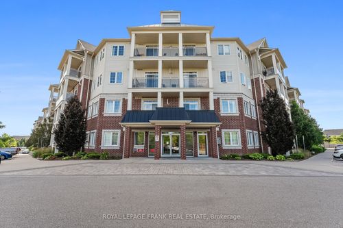 405-80 Aspen Springs Dr, Clarington, ON, L1C0V4 | Card Image