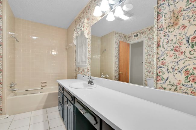 1500 W Heron St, House other with 3 bedrooms, 2 bathrooms and null parking in Denison TX | Image 20