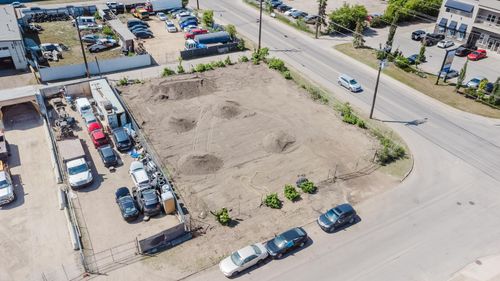 5405 129 Ave Nw, Edmonton, AB, T5A0A3 | Card Image