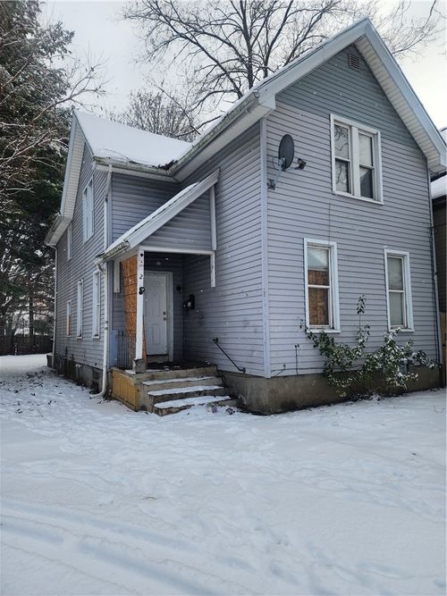2 Hollister St, Rochester, NY, 14605-1404 | Card Image