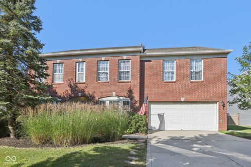 5679 Doe Way, Noblesville, IN, 46062-6562 | Card Image