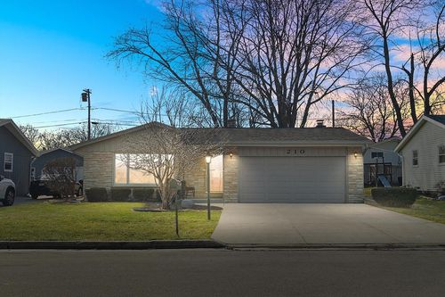 210 Echo Lane, RACINE, WI, 53406 | Card Image