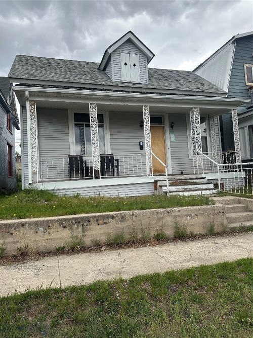 905 W Copper St, Butte, MT, 59701-9005 | Card Image